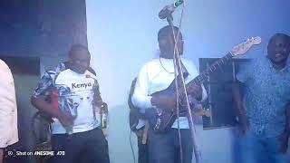 KYALO SENIOR KATHEKANI Breathing fire on stage 🔥🎸 MUYO WA MBENGA LIVE🔥🎸🎶 [upl. by Perkins]