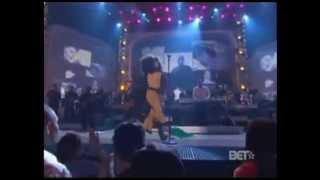 Erykah Badu  Love Hangover Tribute to Diana Ross live [upl. by Faunie]