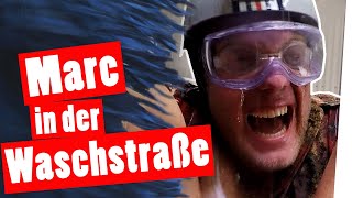 Bestrafung Marc muss durch die AutoWaschanlage  „Das schaffst du nie“ [upl. by Ydde57]