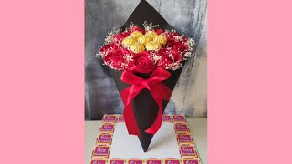 como hacer un ramo con flores eternas y chocolates rosaseternas chocolates ramodeflores diy [upl. by Oznofla910]