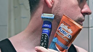 Rücken Rasieren How to Shave Tutorial  Gillette [upl. by Ssilem]