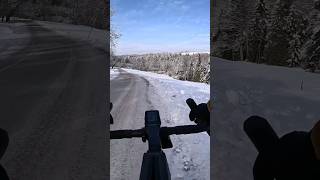 Gefährliche Abfahrt mit dem Gravelbike ❄️ [upl. by Haldan]