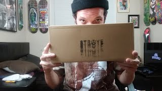 STRAYE Footwear Mystery Bundle Unboxing [upl. by Vipul]