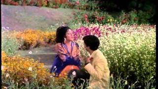 Sa Re Ga Ma Pa Bollywood Song Shashi Kapoor amp Hema Malini Abhinetri [upl. by Gualtiero899]