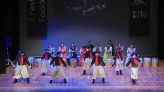 Argentinian folk dance Malambo amp Boleadoras [upl. by Lombard]