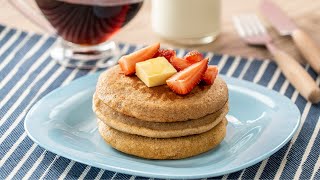 Hot Cakes de Plátano con Avena  Banana Oatmeal Pancakes [upl. by Melvina956]