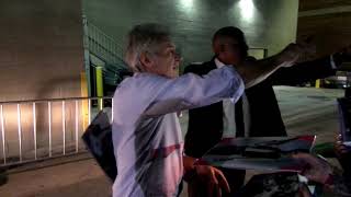 Harrison Ford catches autograph sellers trying to sneak in for another one [upl. by Rosabella]