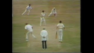 IAN DAVIS c ALAN KNOTT b TONY GREIG 19 ENGLAND v AUSTRALIA 4th TEST DAY 3 HEADINGLEY AUGUST 13 1977 [upl. by Adnilem]