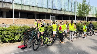 Fietsexamen op basisscholen verdwijnt ‘Heel jammer voor de leerlingen’ [upl. by Elcin370]