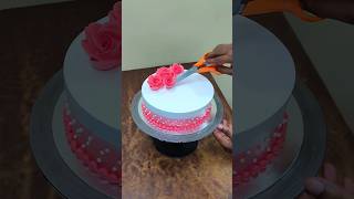 Vanilla simple Cake design youtubeshorts cake shortvideo trending [upl. by Ahsinac597]