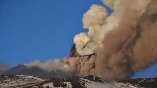 Etna nuova eruzione nel pomeriggio [upl. by Zola]