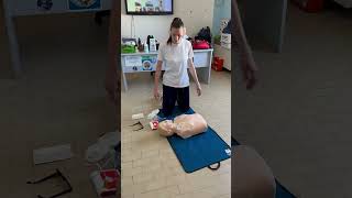 Rianimazione Cardio Polmonare con Defibrillatore BLSD [upl. by Pauli61]