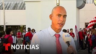 Miles de niños regresan a clases en Miami  Noticias Telemundo [upl. by Orit]