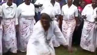 Zimbabwe Catholic Shona Songs  Ndicharamba Ndichifara Fr Maringe [upl. by Enilav]