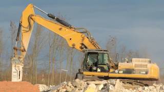 Caterpillar Bagger 330D im Einsatz [upl. by Rosel]