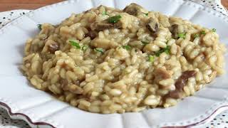 Risotto ai porcini secchi primo piatto cremoso raffinato ed economico  Il chicco di mais [upl. by Hime]