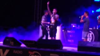 Bimbiminkia4life  JAx e Fedez  Riccione Deejay on Stage 06 Agosto 2015 [upl. by Cyndi]