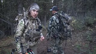 BIG BULL IN BOW RANGE  Elk Hunting Wyoming [upl. by Northrop]