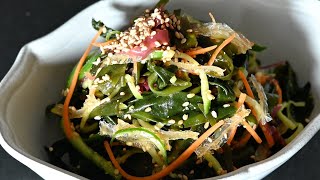 VEGAN 🌱 SEAWEED SALAD  WAKAME SALAD [upl. by Roda543]