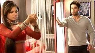 RK Madhubala Scene Madhubala SLITS her WRIST  Behind the Scenes [upl. by Yesnil]