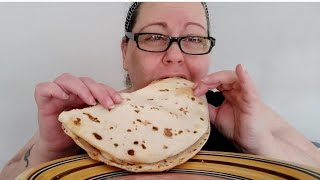 MUKBANG PIADINA CON PROSCIUTTO E MOZZARELLA 🙄 [upl. by Nuawd]