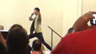 Noboru Kaneko Gaoranger Henshin Pose at GFest [upl. by Samella556]