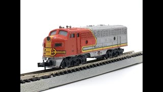 Minitrix N Scale Santa Fe EMD F9 Diesel Locomotive Demo [upl. by Attenej51]