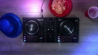 Controlador DJ Numark Mixtrack Pro FX [upl. by Hgielyk619]