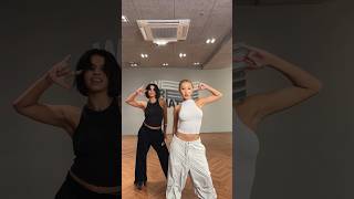 Its giving confident 💁‍♀️ w커스틴 화사 HWASA Kirsten 커스틴 O NA 나2409196pmKST PNATION 피네이션 [upl. by Thurnau]