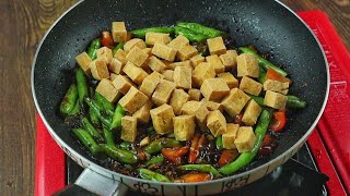 QUICK AND EASY STIR FRY TOFU WITH GREEN BEANS [upl. by Tnomal]