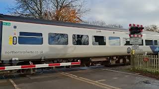 158845 arrives at Hutton Cranswick [upl. by Castra]