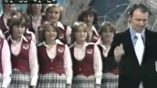 The Westphalian nightingales amp The Sunday Children Choir in Christmas song medley [upl. by Sset]