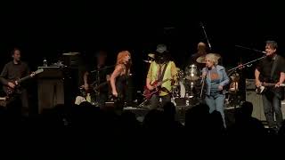 Mike Campbell amp Lucinda Williams “You Wreck Me” live at the Arlington Theatre 09282024 [upl. by Ehlke]