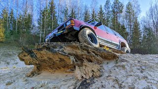 Ford Explorer at sand trail with LingLong Crosswind MT 33quot [upl. by Synned]