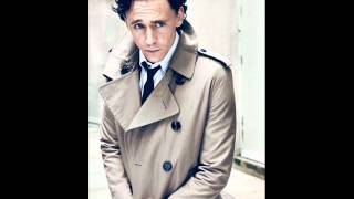 The Red Necklace  Read by Tom Hiddleston  CD 4 Track 7 [upl. by Eelinnej]