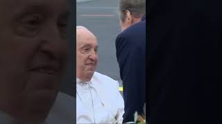 El papa aterriza en Luxemburgo [upl. by Hourigan542]