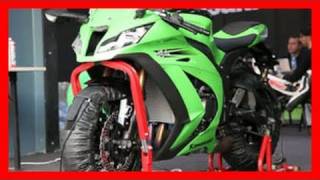 Kawasaki Ninja ZX10R 2011  Test Rennstrecke  Sound  Action [upl. by Latin]