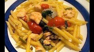 Video Ricetta Pennette al Salmone con Olive Capperi e Pomodorini  Cucinando per Caso e per [upl. by Valencia]