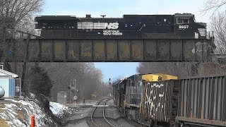 CSX amp NS Freight Train Meet with Lots of Engines [upl. by Hahcim]