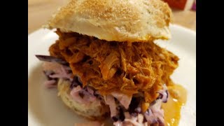 Pulled Chicken uit de slowcooker  Recept  NLBE  Plezierindekeukennl [upl. by Olihs]