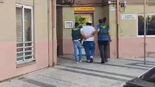 Detenido un joven en A Rúa como presunto autor de un atraco en un estanco de O Barco [upl. by Ahola407]