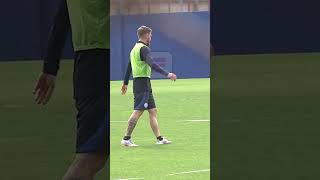 PRIMER ENTRENAMIENTO Y ¡CAÑAZO DE MUNIAIN  Shorts [upl. by Ssyla]