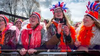 Het nieuws van Koningsdag in één minuut [upl. by Price491]