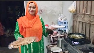 Sardi Ka Pehla Din Or Saag K Sath Chawal K Aty Ki Rotiyan Choty Bary Sab Khush 💕 [upl. by Breban314]