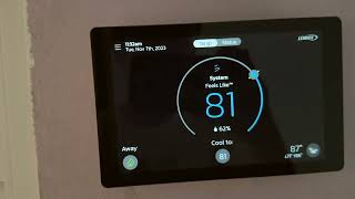 The 1000 Lennox S40 Thermostat First Impression [upl. by Moriarty721]