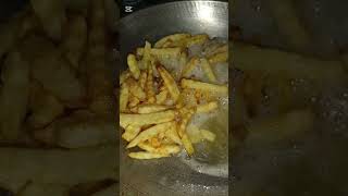 Homemade fried potatoeswowyummytrendviralvideoshorts [upl. by Dana]