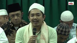 KHR M Kholil Asad Keistimewaan Membaca Sholawat [upl. by Ermine592]