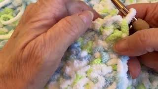 Bernat baby blanket yarn this pattern is great for beginners A single crochet stitch [upl. by Queena719]