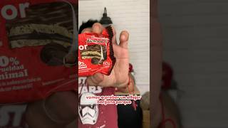 Probando un alfajor vegano [upl. by Akeemaj939]