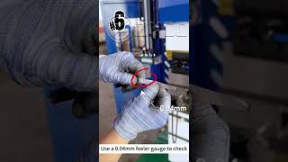 Do you know how to adjust the level of the mold through the quick clamp of the Press Brake 🧐🧐🧐 [upl. by Jovita]